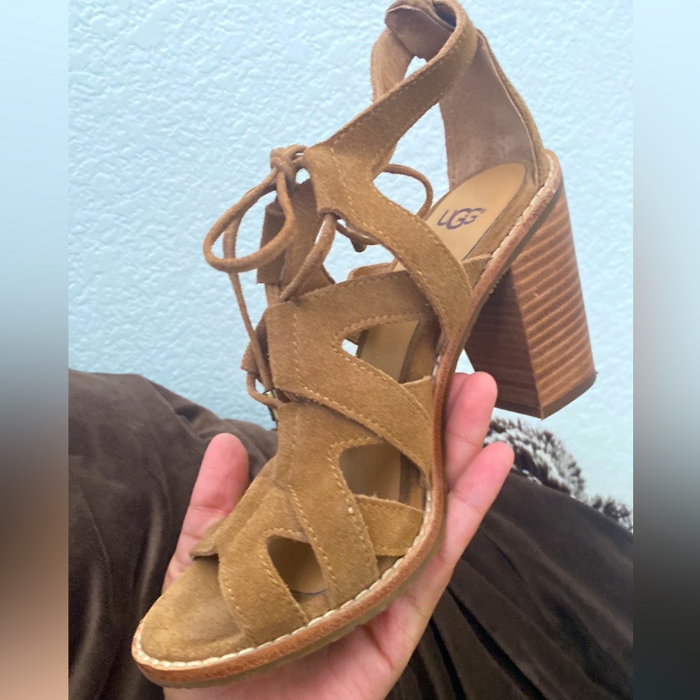 Heels size 6